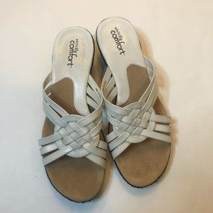 Women Slightly Heeled Sandals 8M